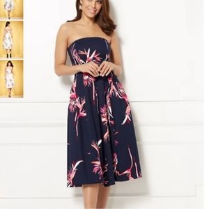 Eva Mendes navy strapless dress